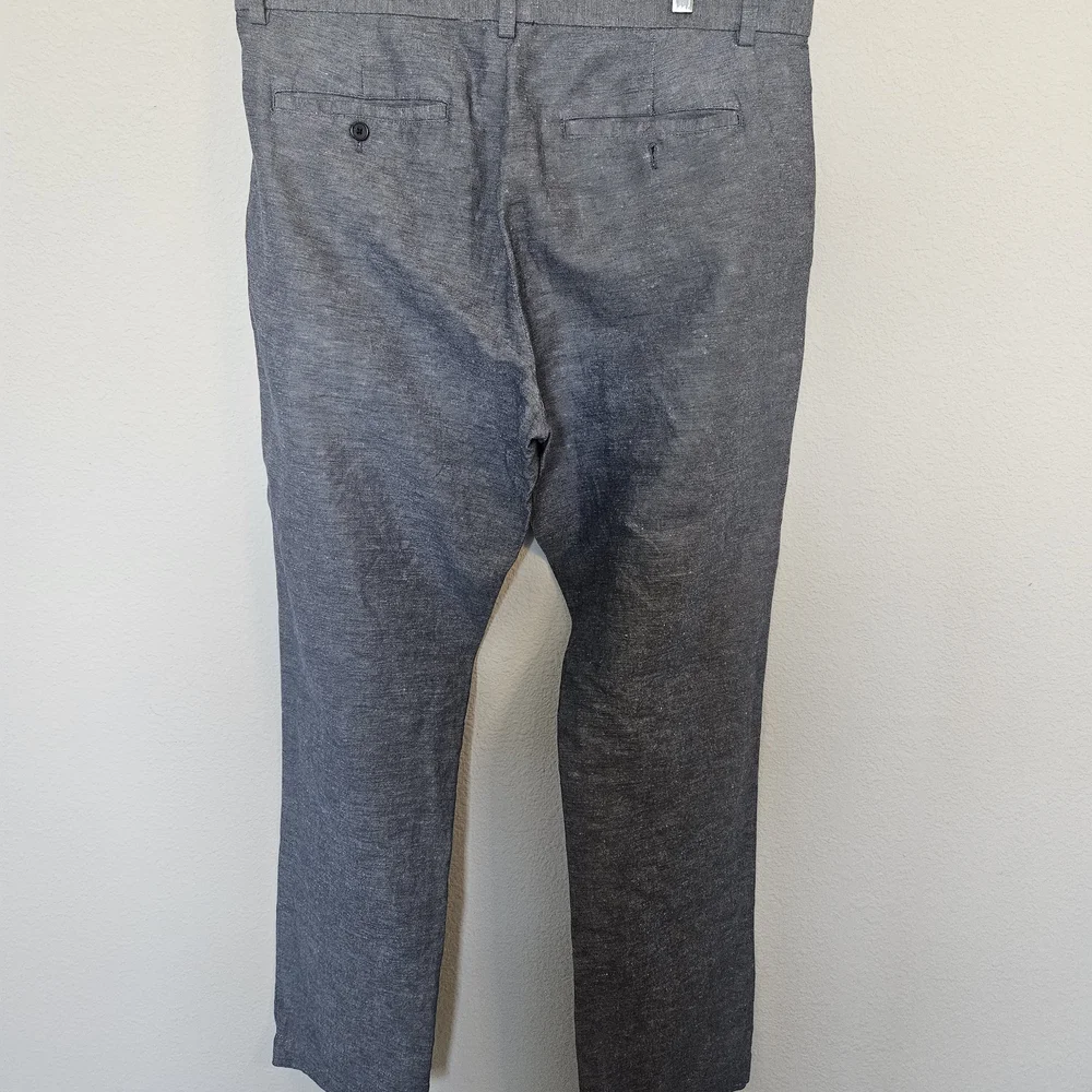 Banana Republic Aiden Chino in Blue and Cream